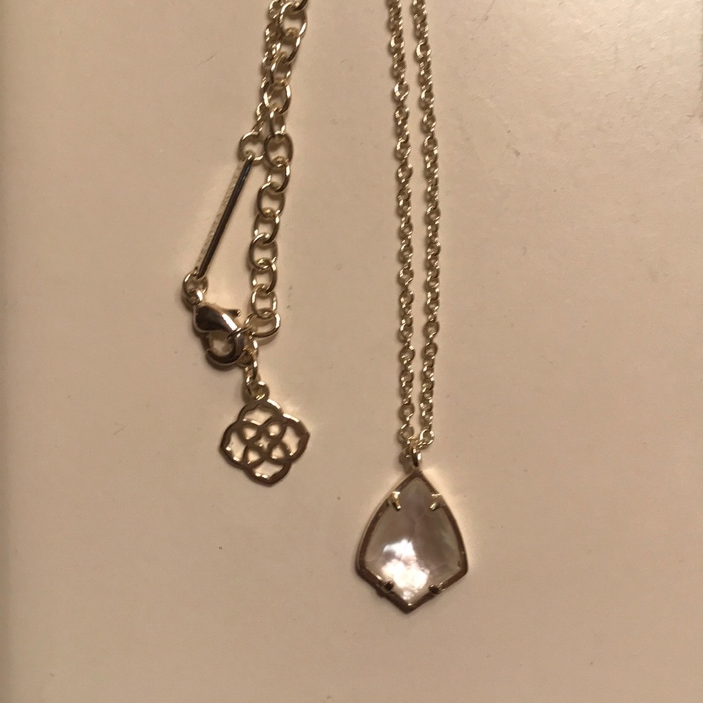 Kendra Scott Necklace
